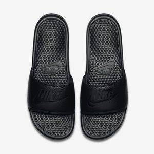 Men’s Nike Black Benassi Slides